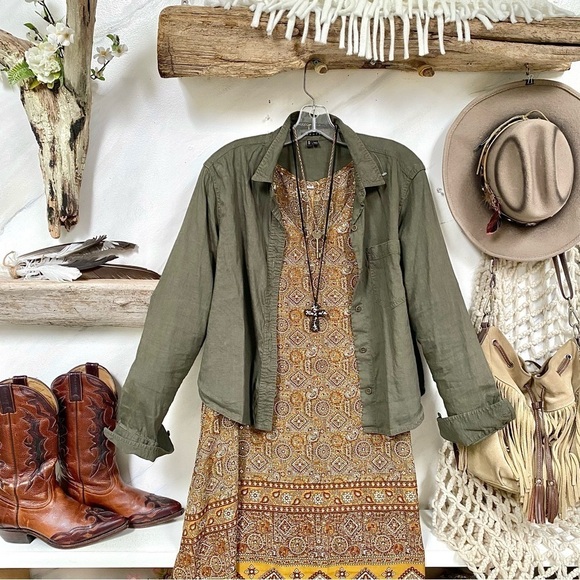 THEORY linen blend boho shirt/cover up in beautiful olive green w Safari vibe - Picture 10 of 10